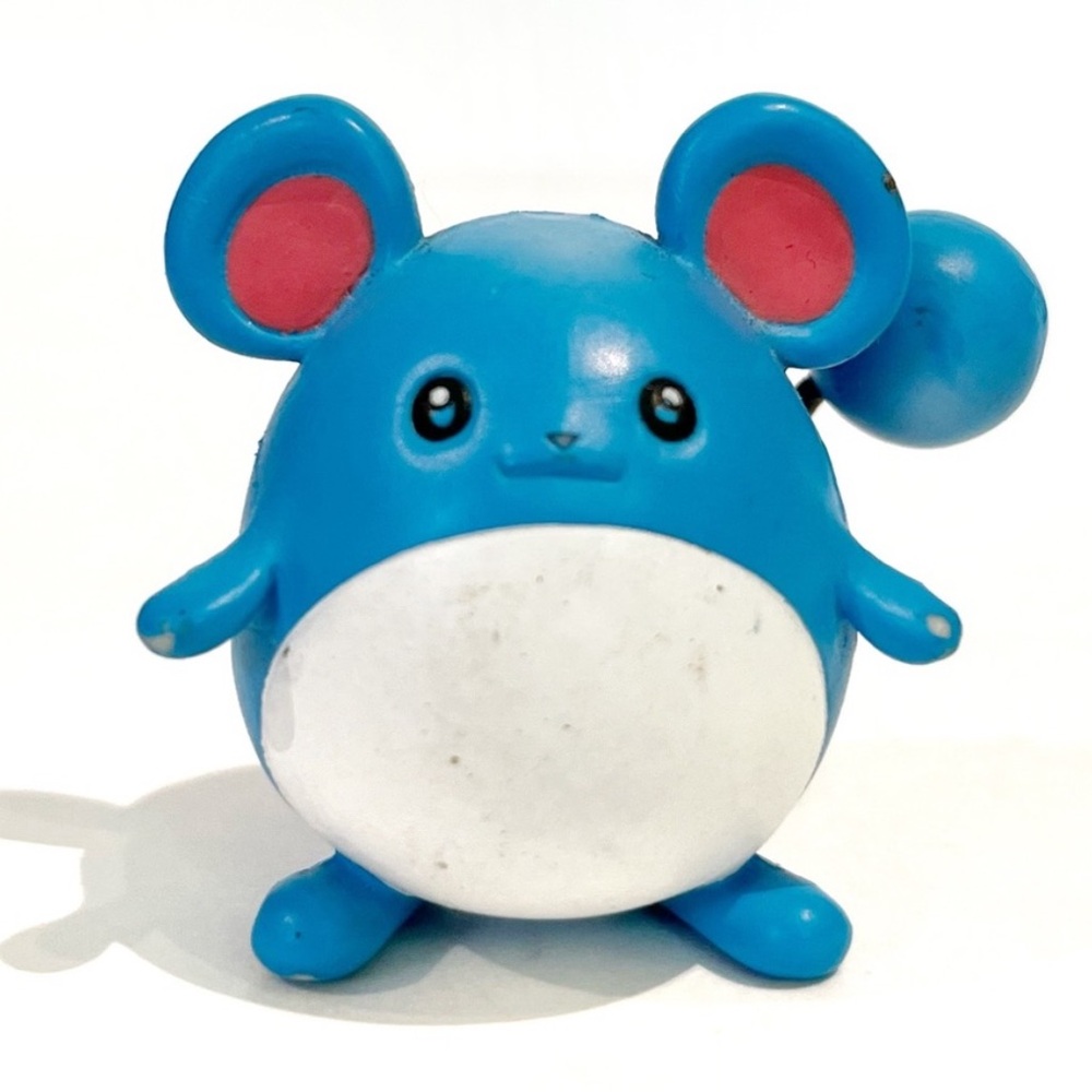 Vintage 1990s Pokémon Tomy Auldey Marill Mini Figurine Blue White Mouse CGTSJ